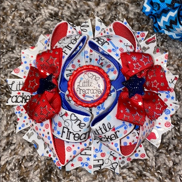 Coustume made hair bows - Picture 3 of 7